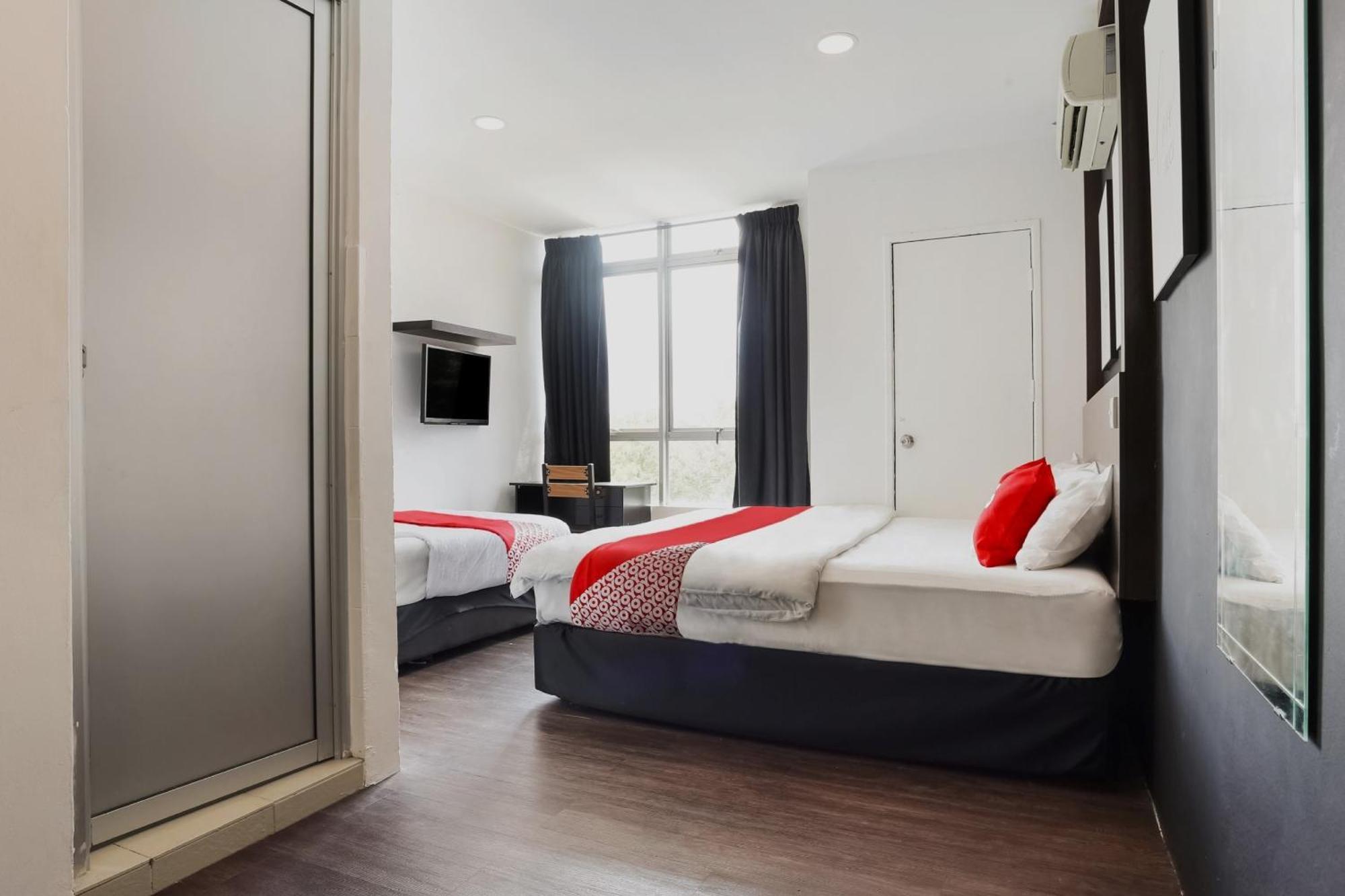 Oyo 90460 Hotel Kl2F Rest & Go Shah Alam Ngoại thất bức ảnh