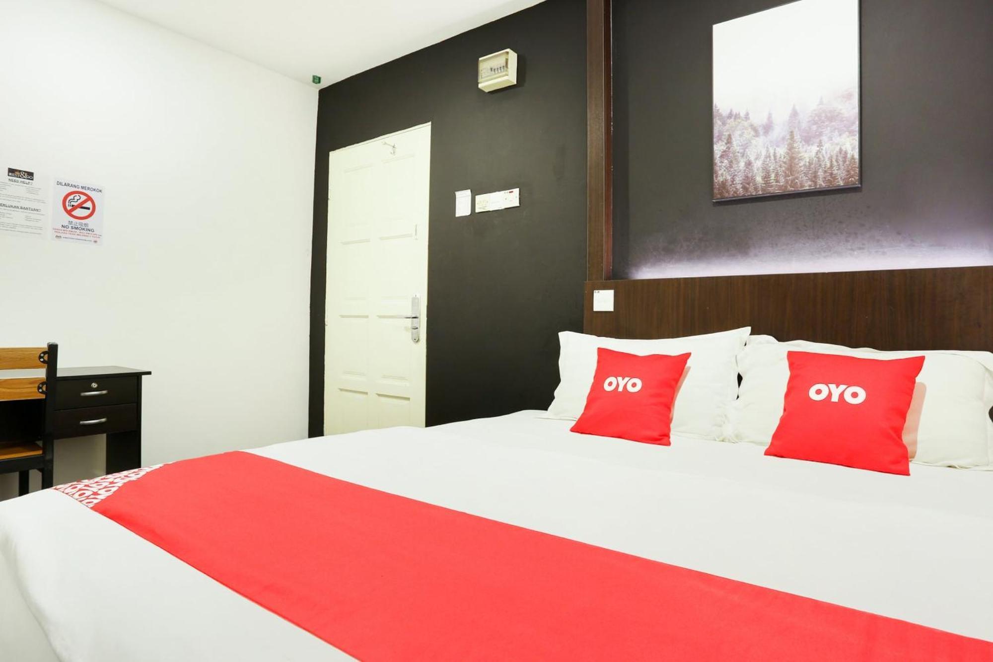 Oyo 90460 Hotel Kl2F Rest & Go Shah Alam Ngoại thất bức ảnh
