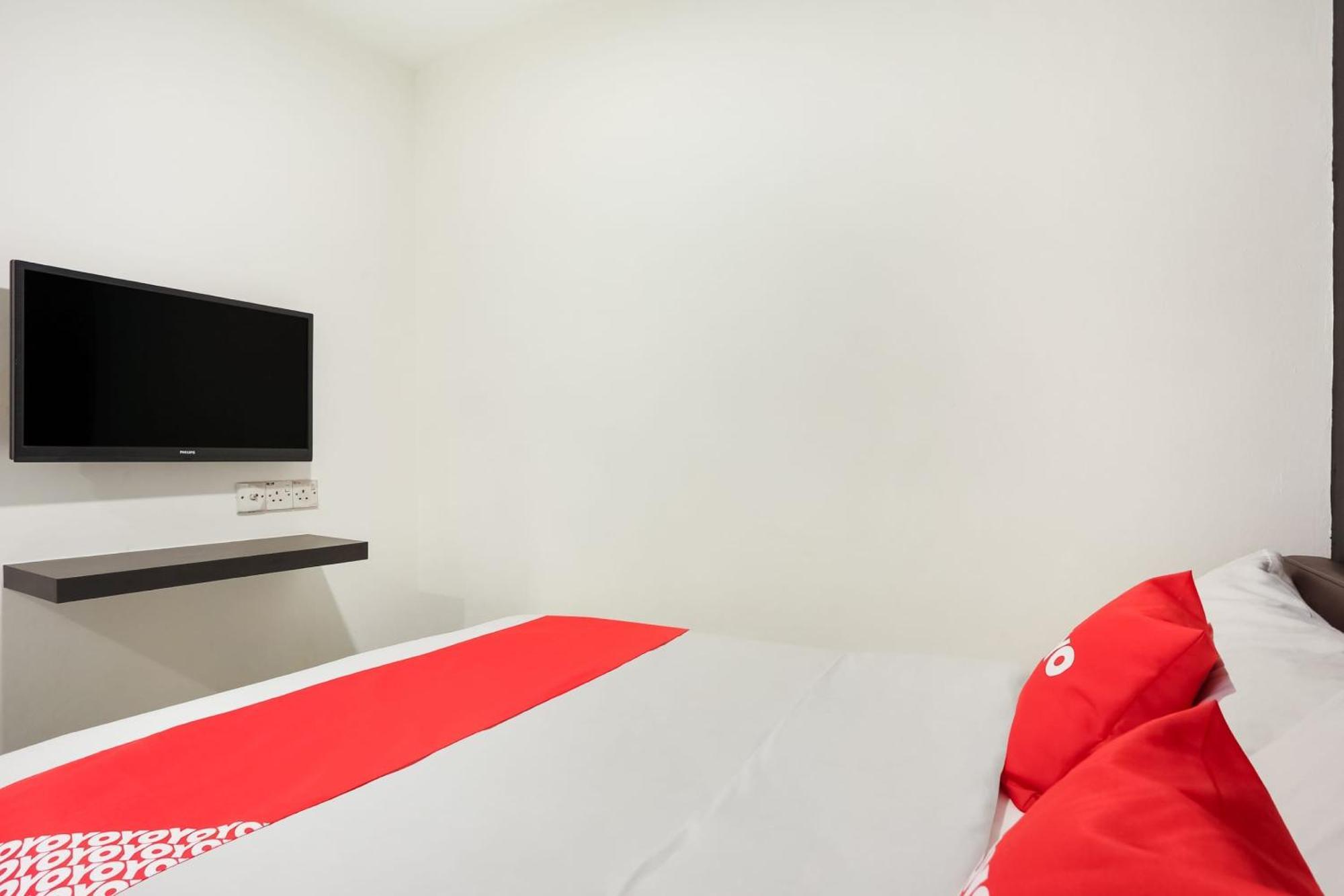 Oyo 90460 Hotel Kl2F Rest & Go Shah Alam Ngoại thất bức ảnh