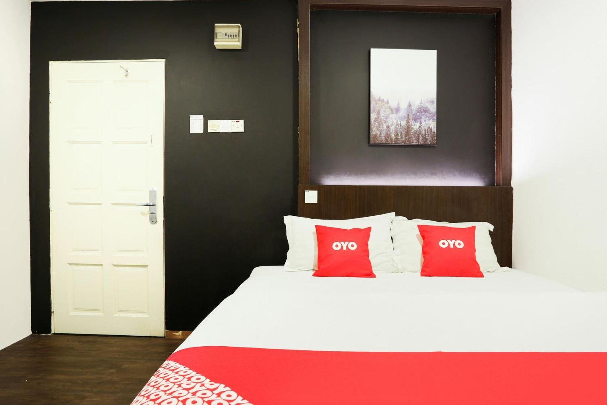 Oyo 90460 Hotel Kl2F Rest & Go Shah Alam Ngoại thất bức ảnh