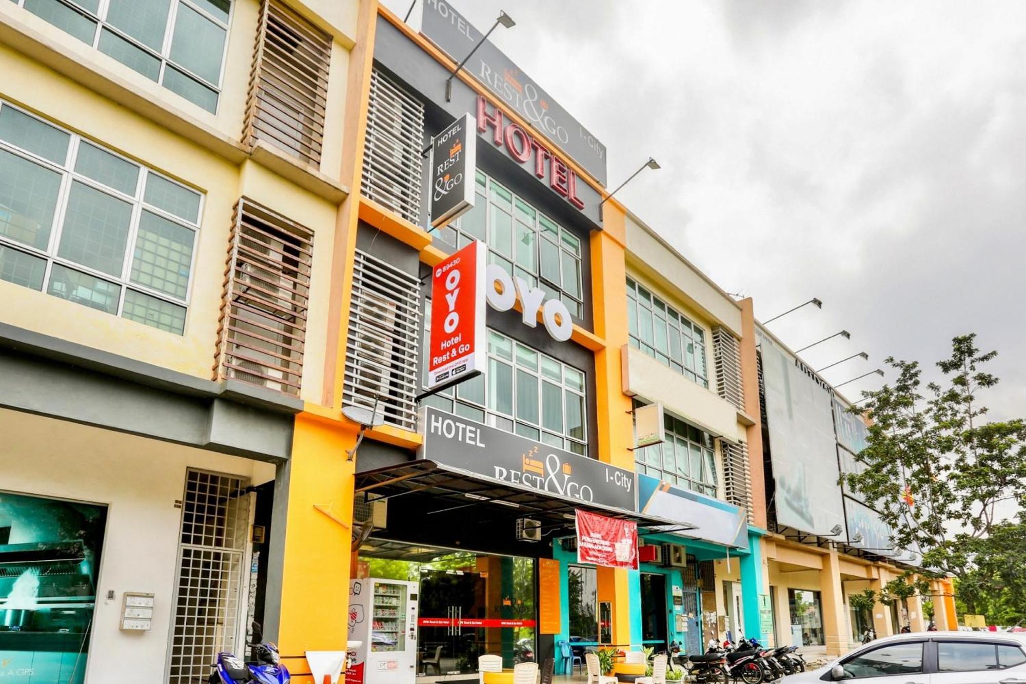 Oyo 90460 Hotel Kl2F Rest & Go Shah Alam Ngoại thất bức ảnh