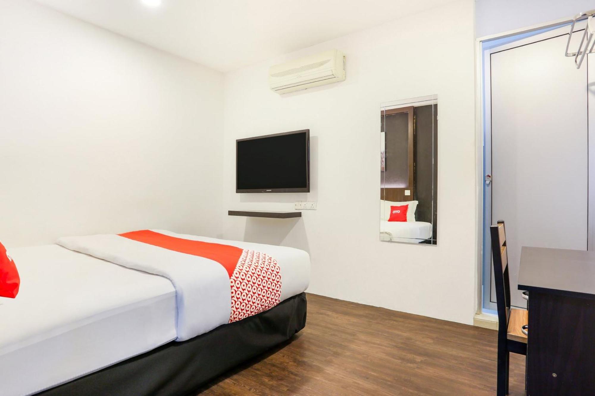 Oyo 90460 Hotel Kl2F Rest & Go Shah Alam Ngoại thất bức ảnh